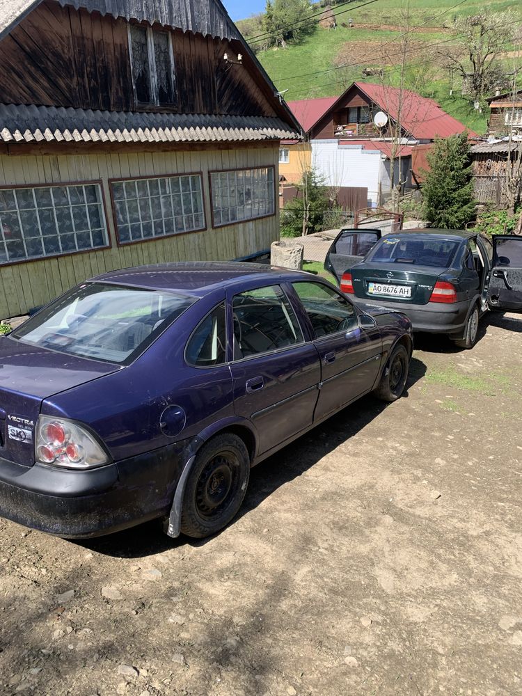 Продам 2 авто  ціна 2200$