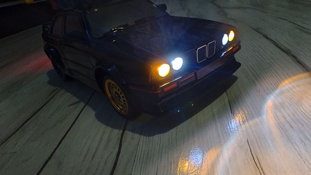 Samochód zdalnie sterowany BMW E30 M3 do Driftu Pro Drift z ESP
