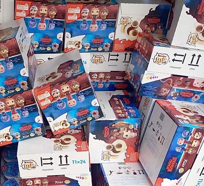 Кіндер Джой "Дивні дива" (Kinder Joy Funko Pop) 24 штуки/коробка