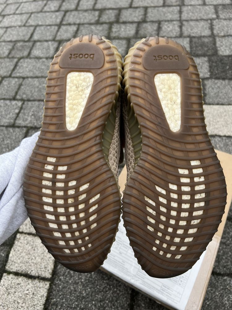 Adidas Yeezy Boost 350 V2 Sand Taupe sneakersy niskie brązowe 42
