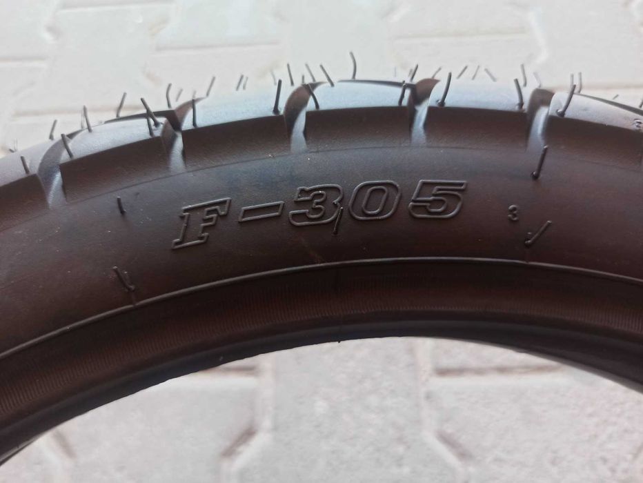 Шина 3.00-18 з камерою Тайвань на мотоцикл Минск/Іж 6 PR фірми SC-TYRE
