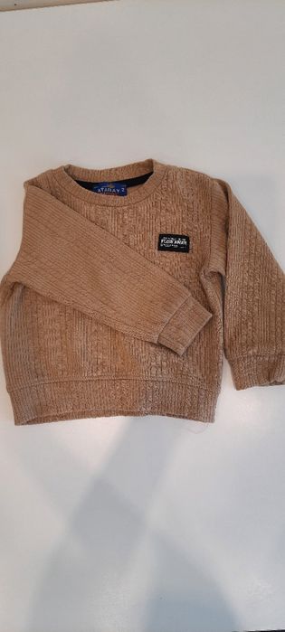 Sweterek chłopięcy 80/86