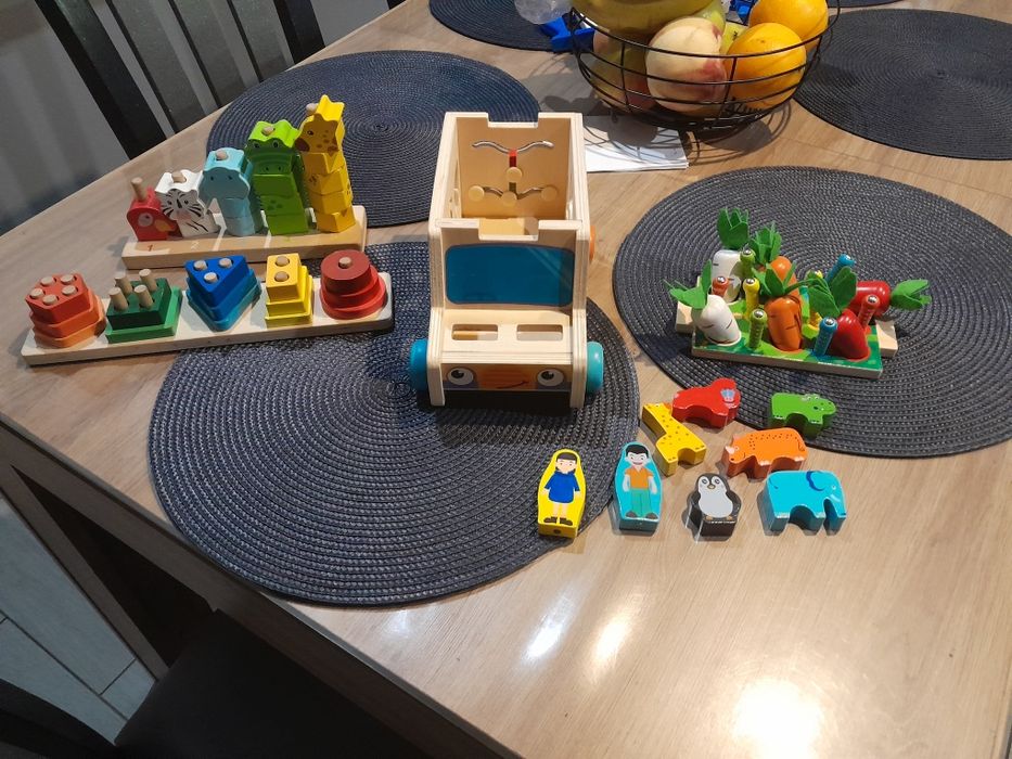 Drewniany Samochód Montessori 8w1 i dwie układanki