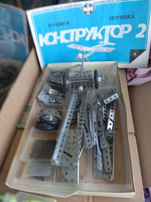 Продам  новый детский конструктор СССР