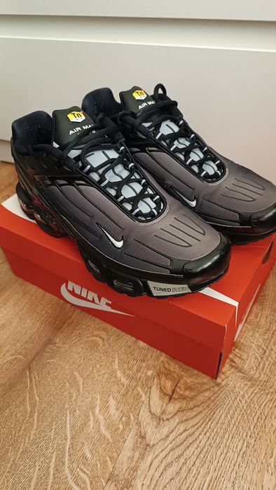 Sprzedam buty sportowe Nike Air Max 44.5 (28.5)