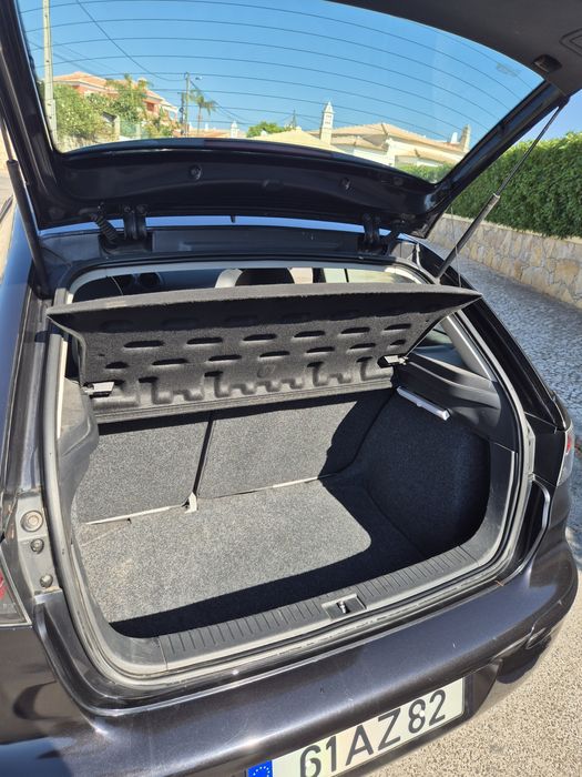 Seat Ibiza 1.2 2005 • 216.000 km • Bom estado