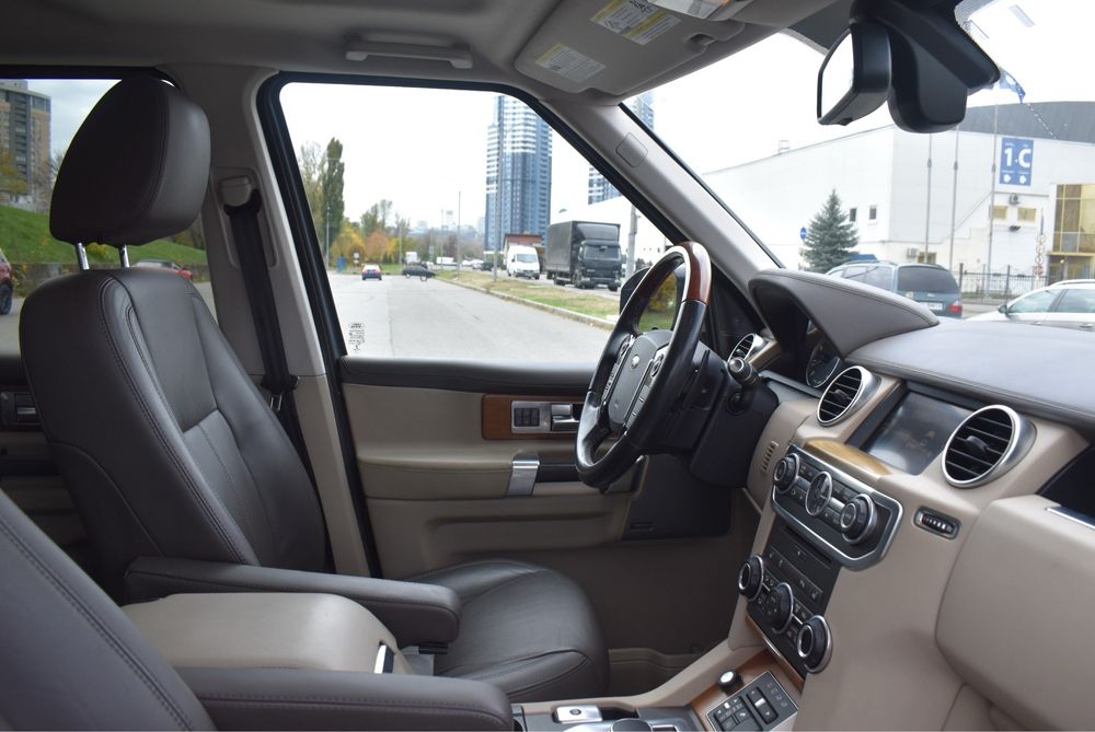 Land Rover Discovery 4 покоління 2015