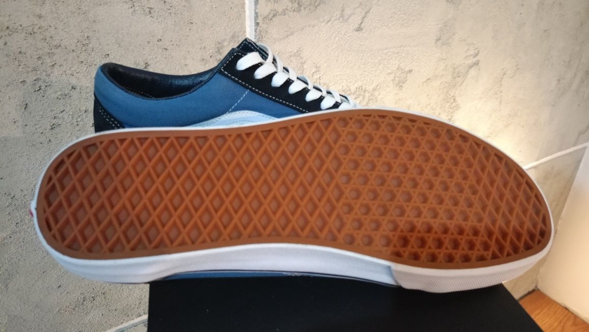 Vans Old Skool ( 721278)jak nowe rozmiar 47.Buty w bardzo dobrym