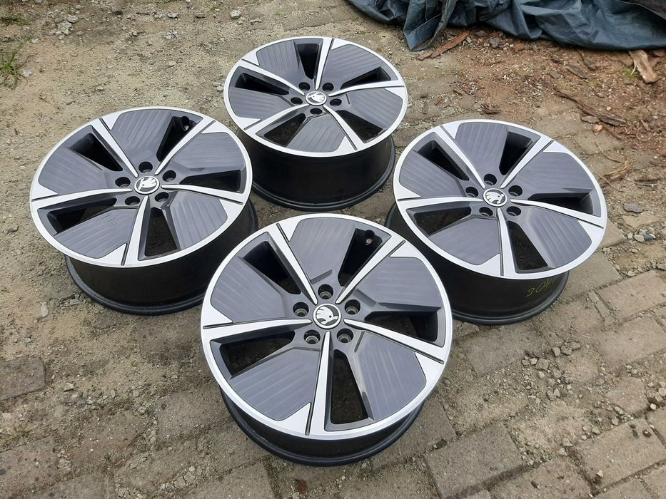 Felgi 18 seat skoda vw 5x112 Et46 7,5J otw. centr 57.1mm