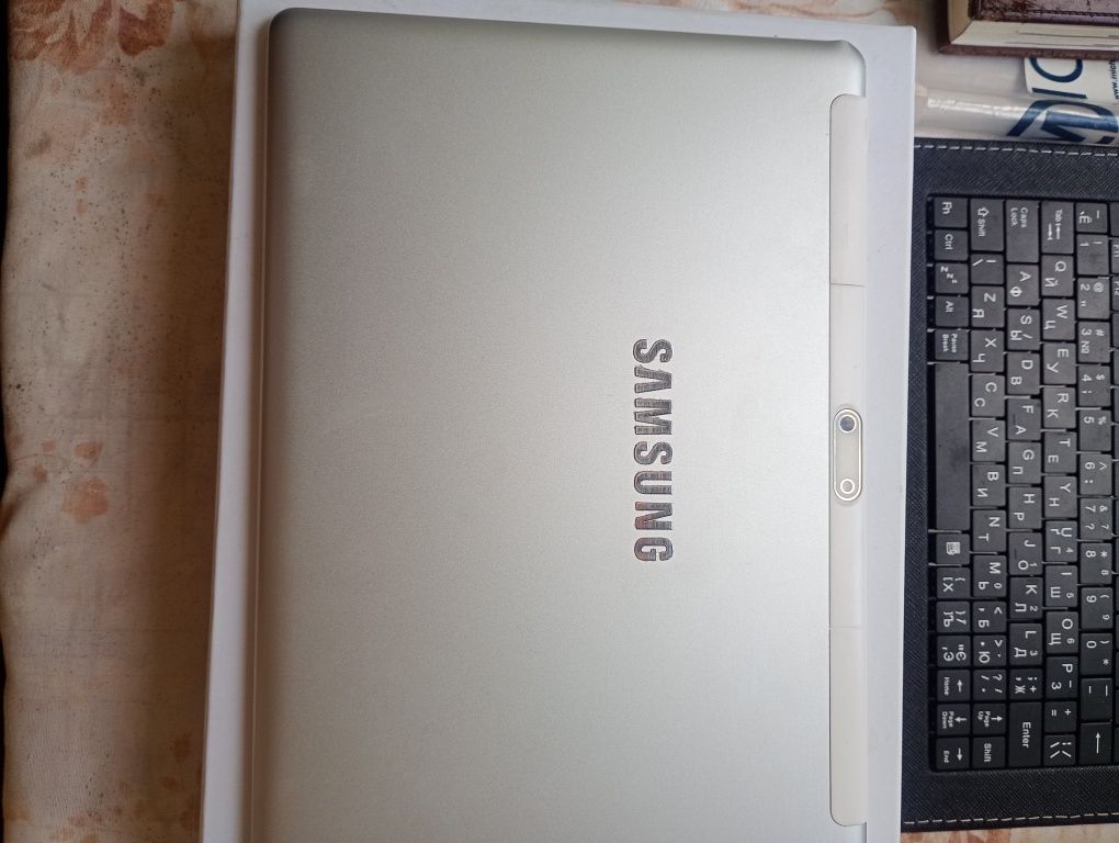 Продам планшет galaxy tab pro 10