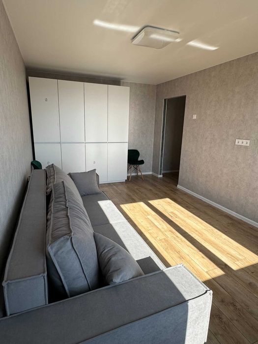 Ремонт квартир /покраска/штукатурка/шпатлевка/обои/ламинат/плитка