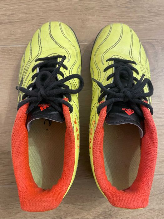 Buty dziecięce Adidas piłkarskie halowe, halówki, rozmiar 34