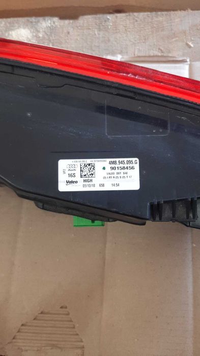 Ліхтар задній центральний Audi Q8 (США) 2018-2023 г/в 4m8945095g