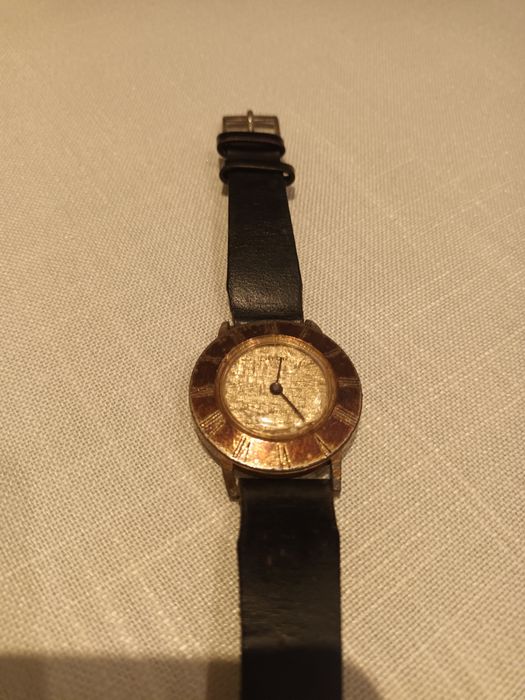 Relógio suíço marca LATOR