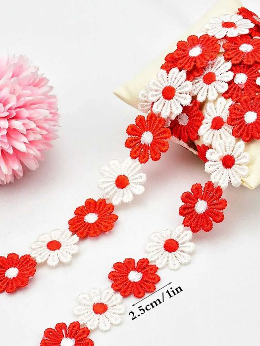 Haftowane koronki 3 kolory. komplet