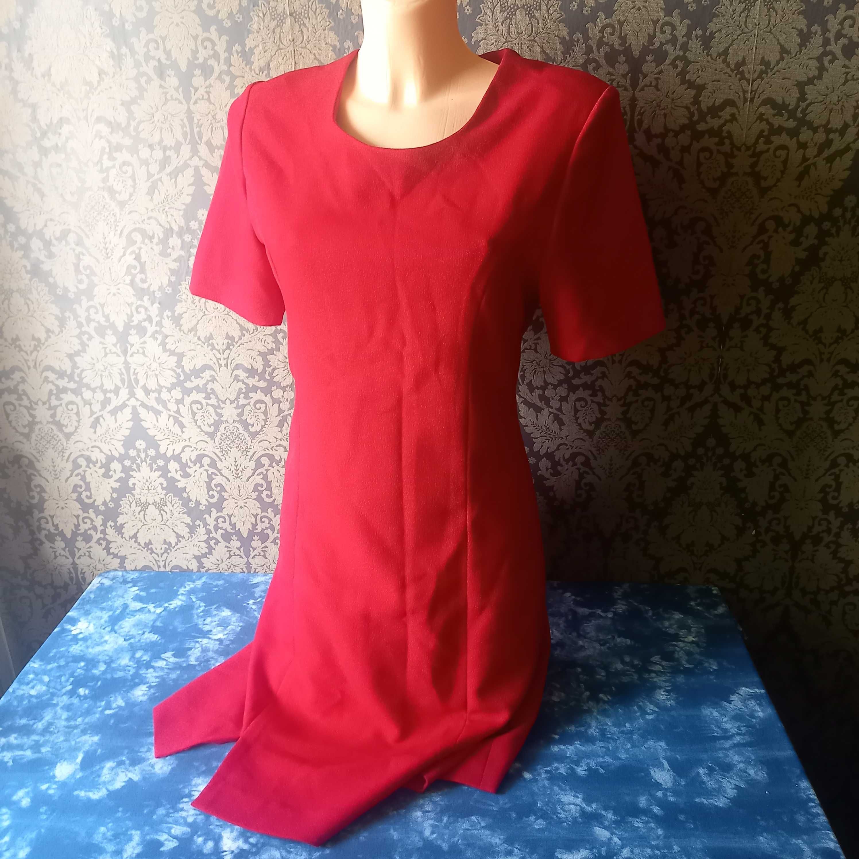 czerwona sukienka damska