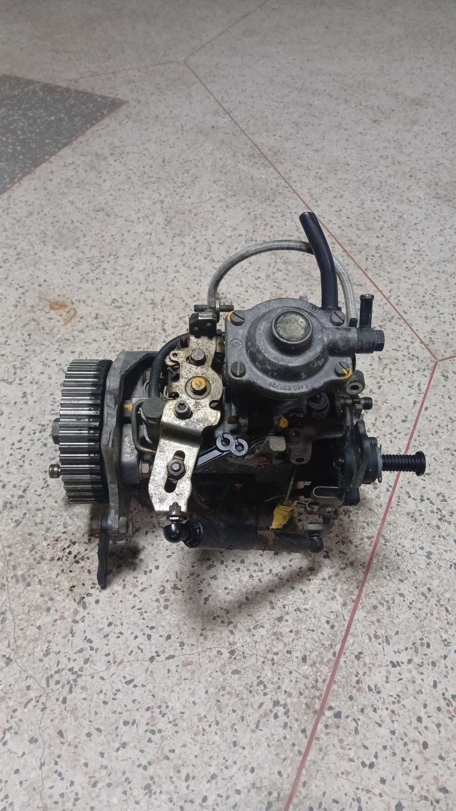 Bomba injetora Bosch com injetores 306 1.9td