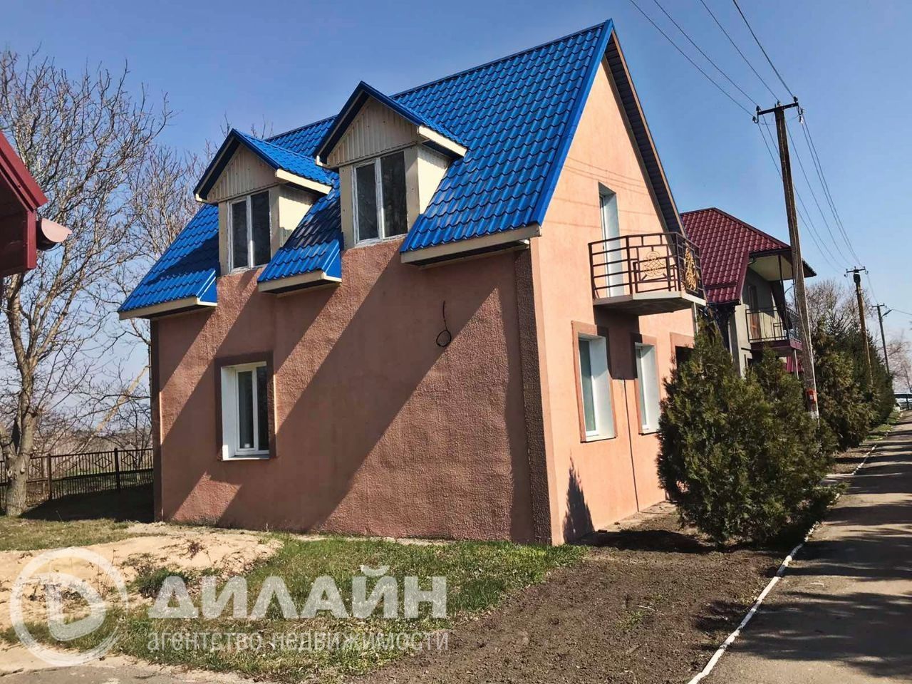 База відпочинку у с. Біленьке. Ліс.