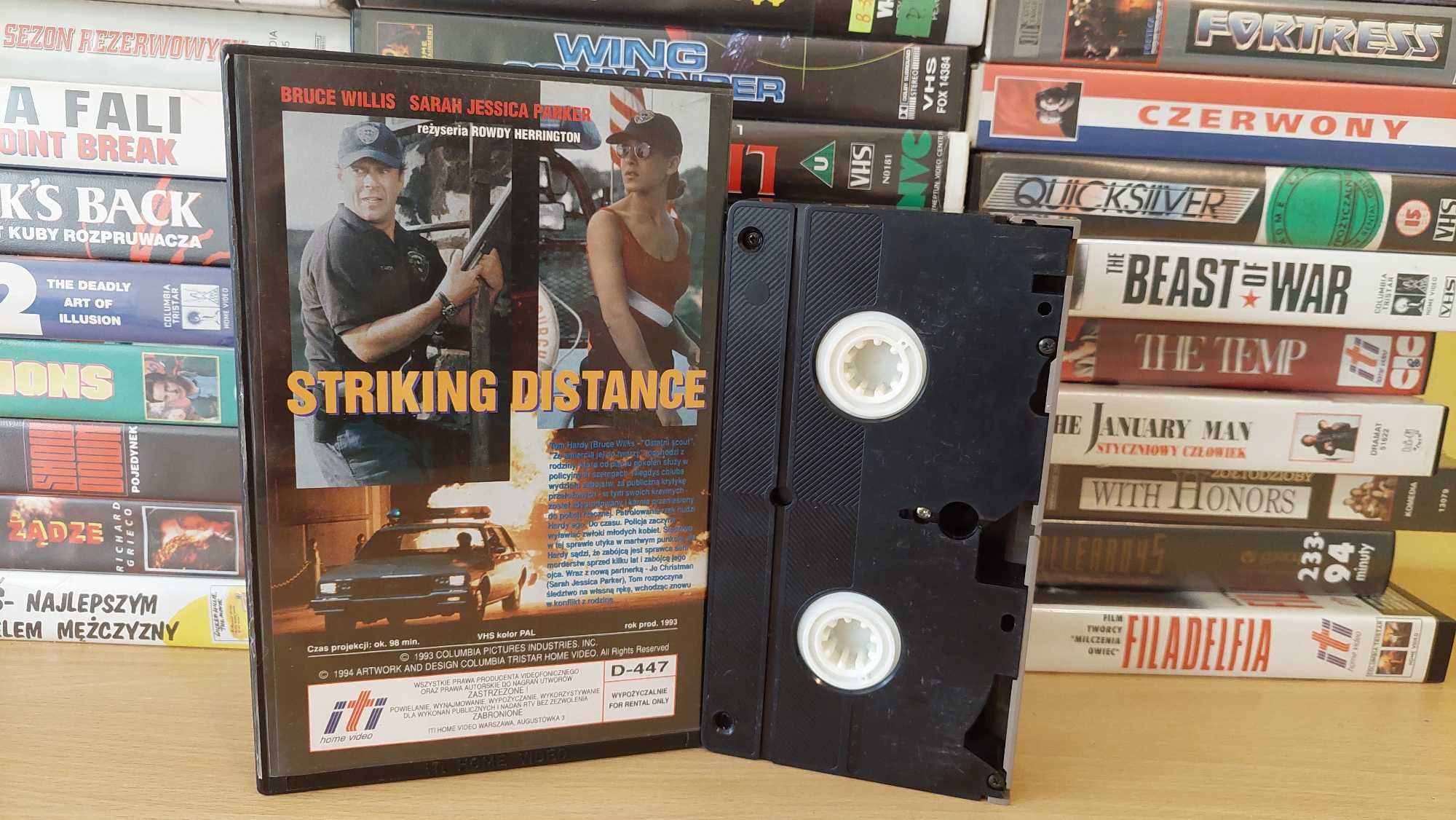 Pole Rażenia - (Striking Distance) - VHS