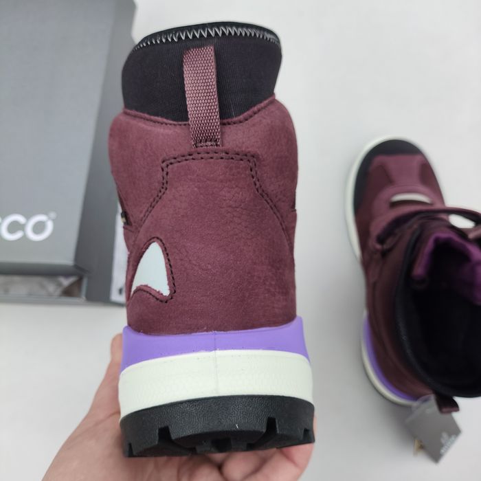 Зимові дитячі ботінки ессо нові 39 р чоботи черевики snow  mountain