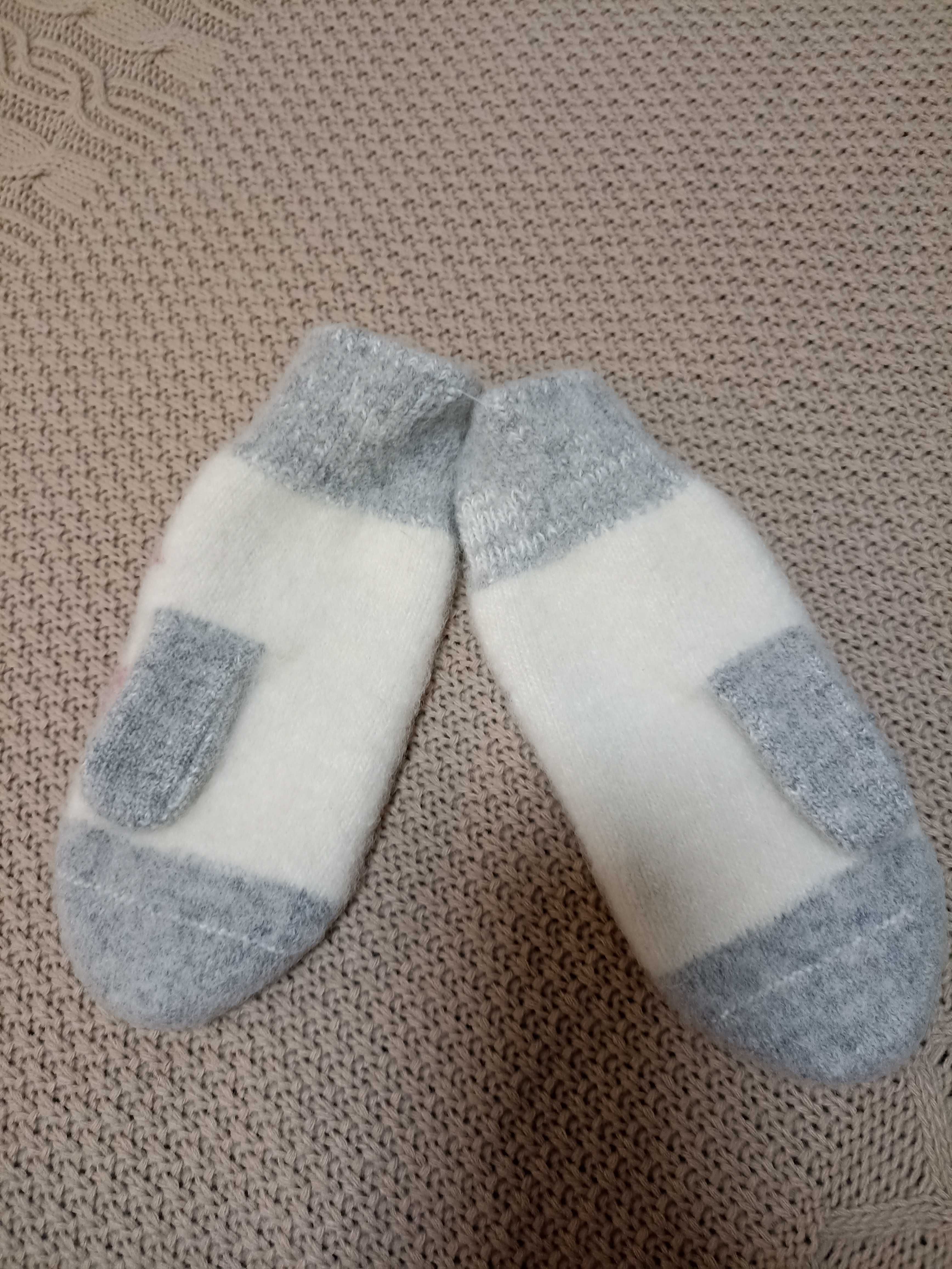 Продам в'язані рукавиці