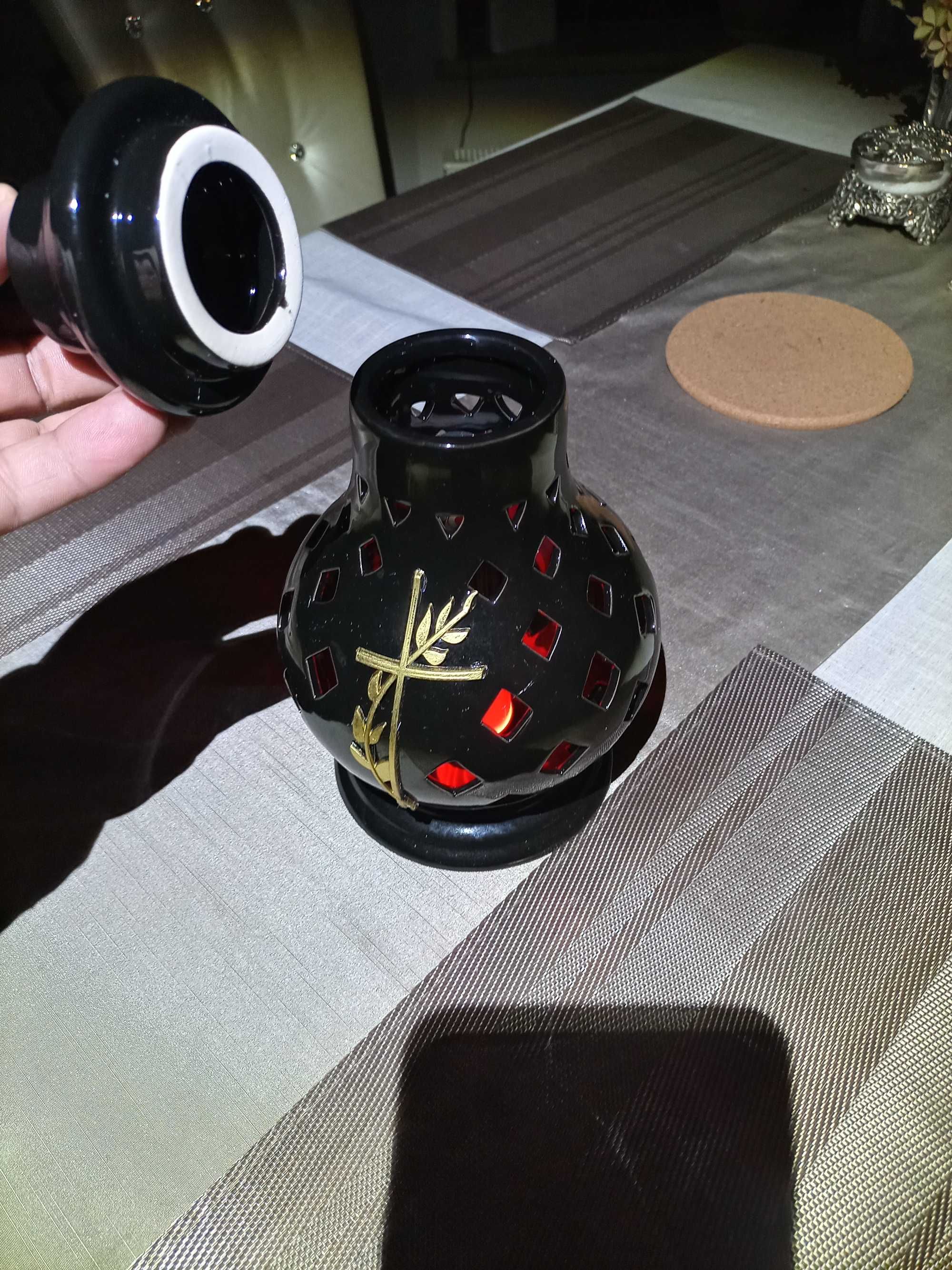 Wiązanka na cmentarz wraz  kwiatami do wazonu