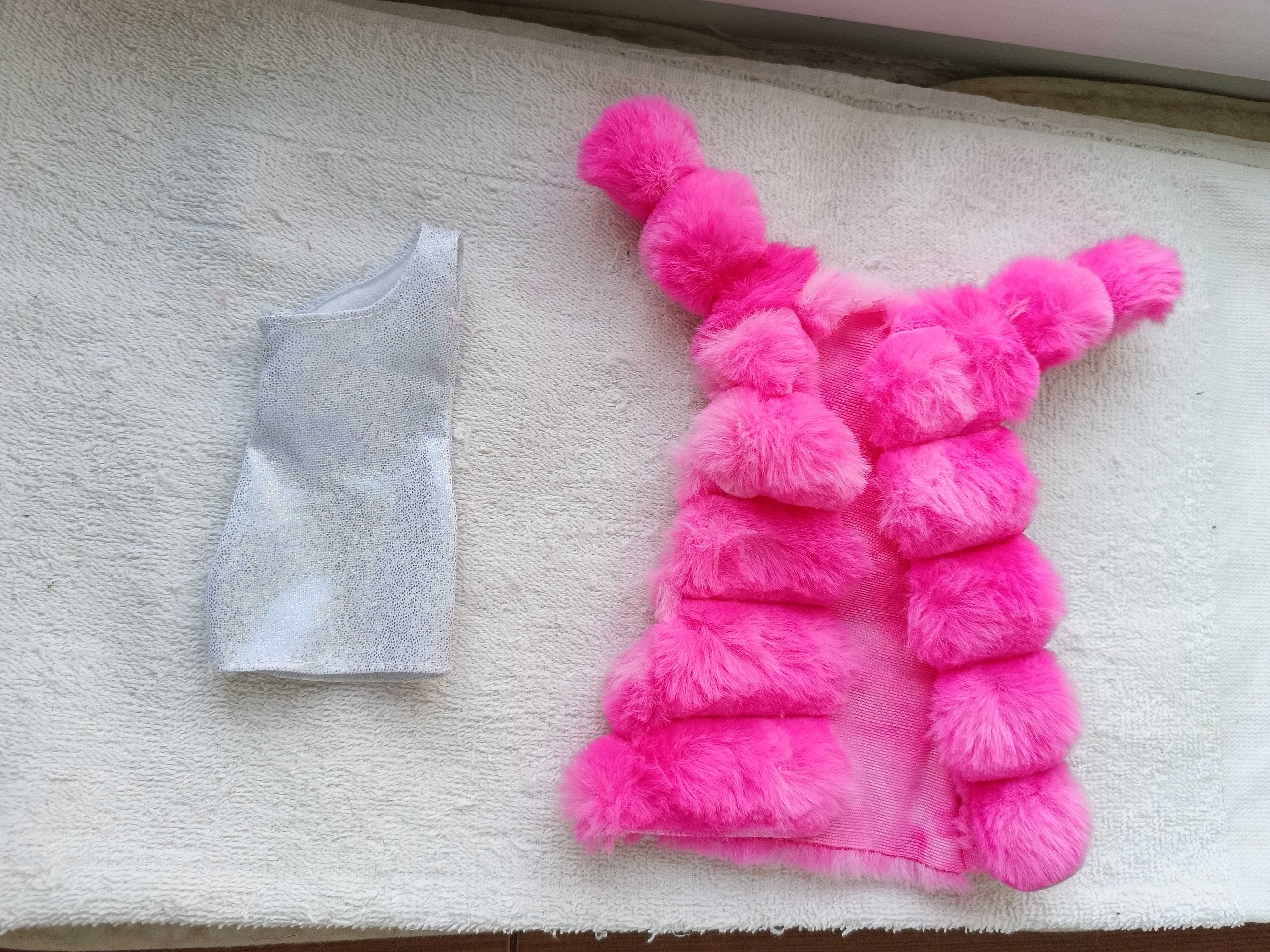 Różowe futerko dla lalki barbie