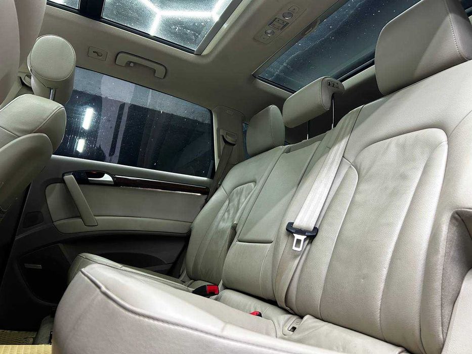 Audi Q7 2013 року