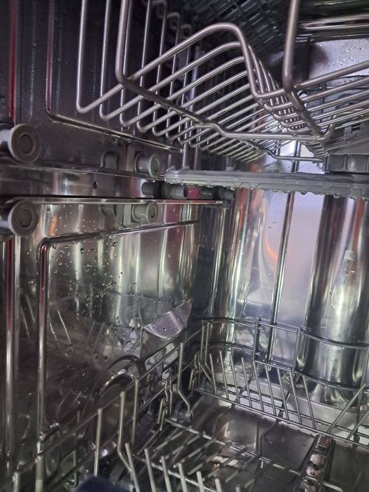 Посудомийна машина