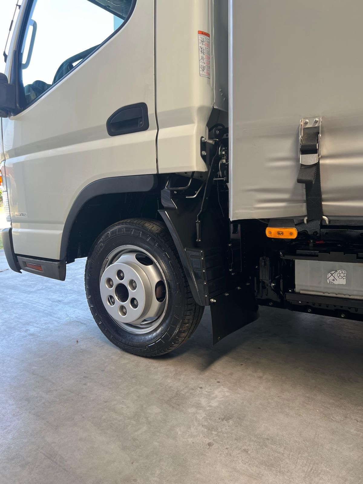 Mitsubishi Canter fuso 48.500 KMS 2017 nacional