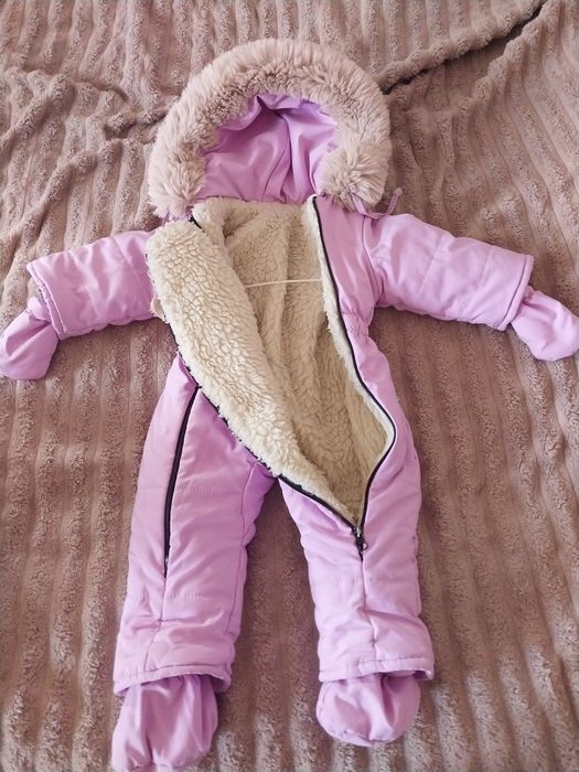 Зимовий комбінезон на дівчинку 74р.