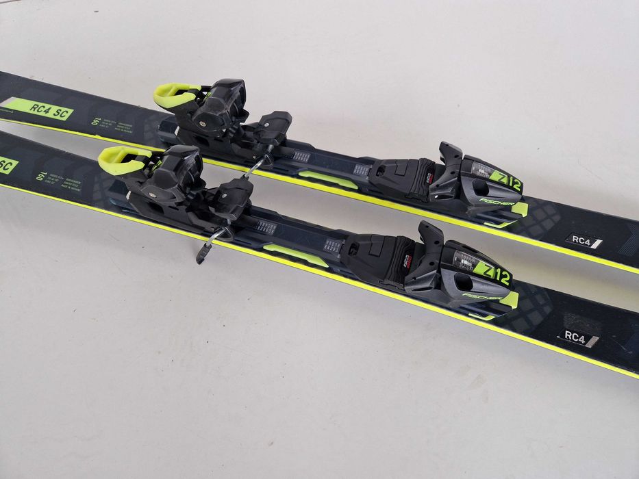 Narty Fischer RC4 SC 160 cm (1)