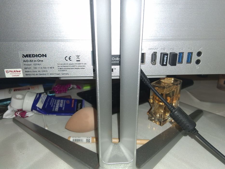 Sprzedam porządny komputer, firmy medion E27401
