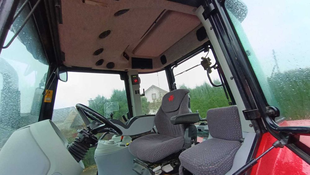 Massey Ferguson 6490 DYNA 6