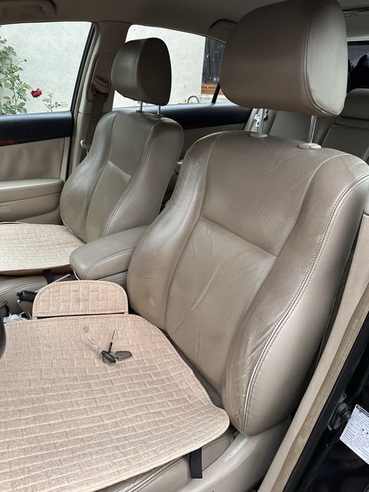 Toyota Avensis t25 2005