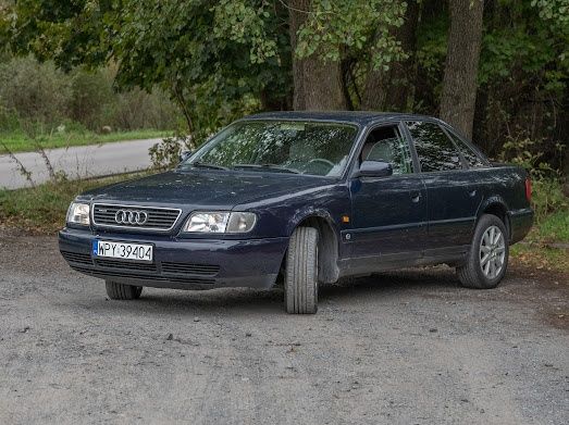 Audi A6C4 1.8 benzyna