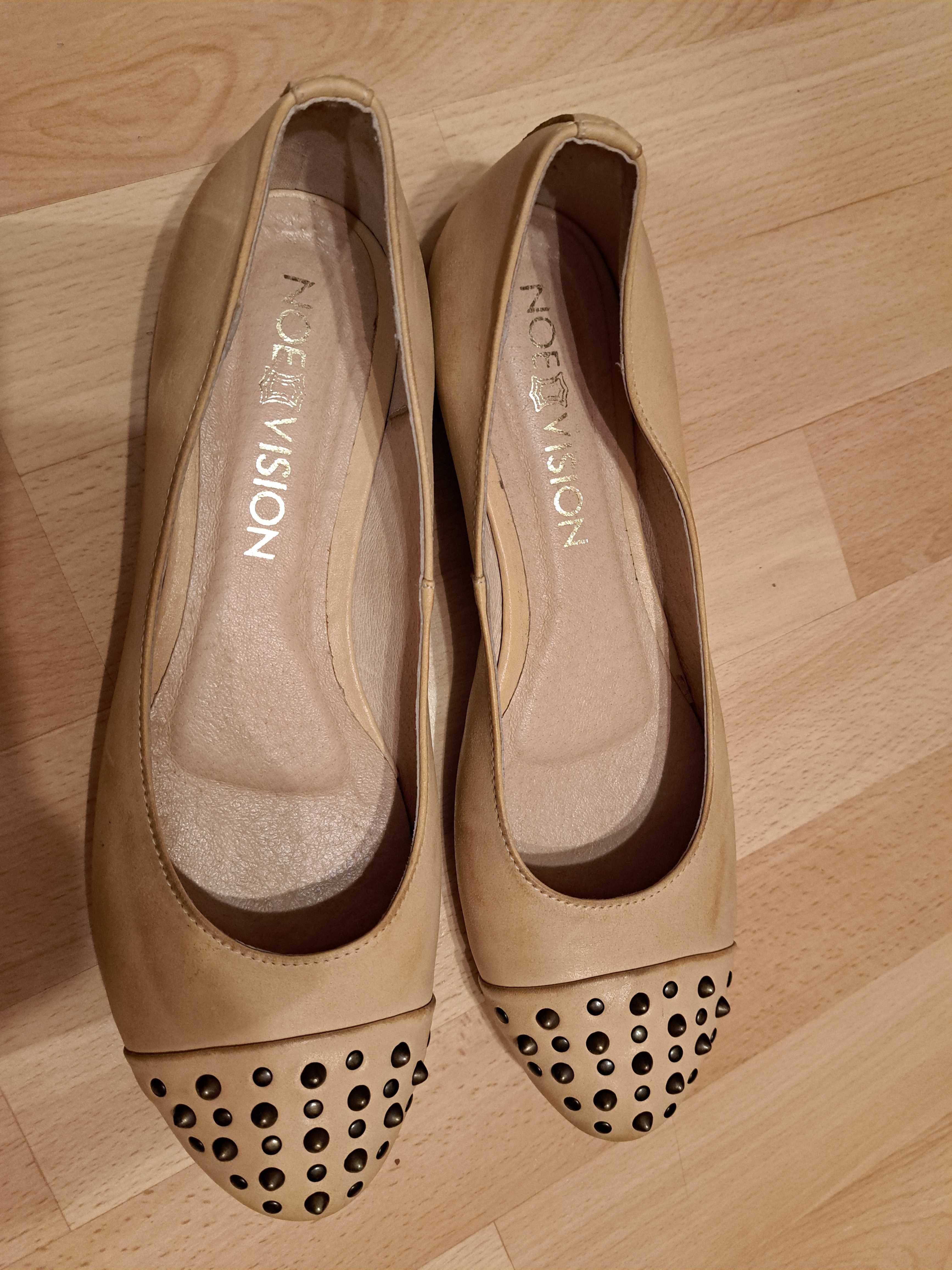 Buty roz. 42 balerinki z ćwiekami