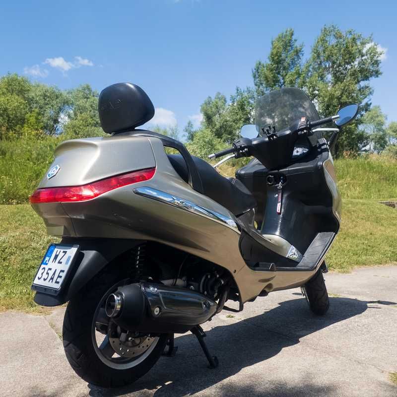 Piaggio X8 2006r.