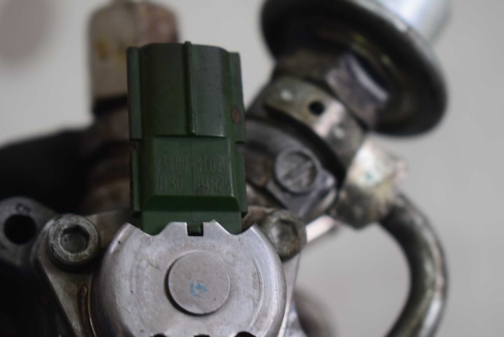 LEXUS GS III 450H 05-12r.pompa wtryskowa paliwa