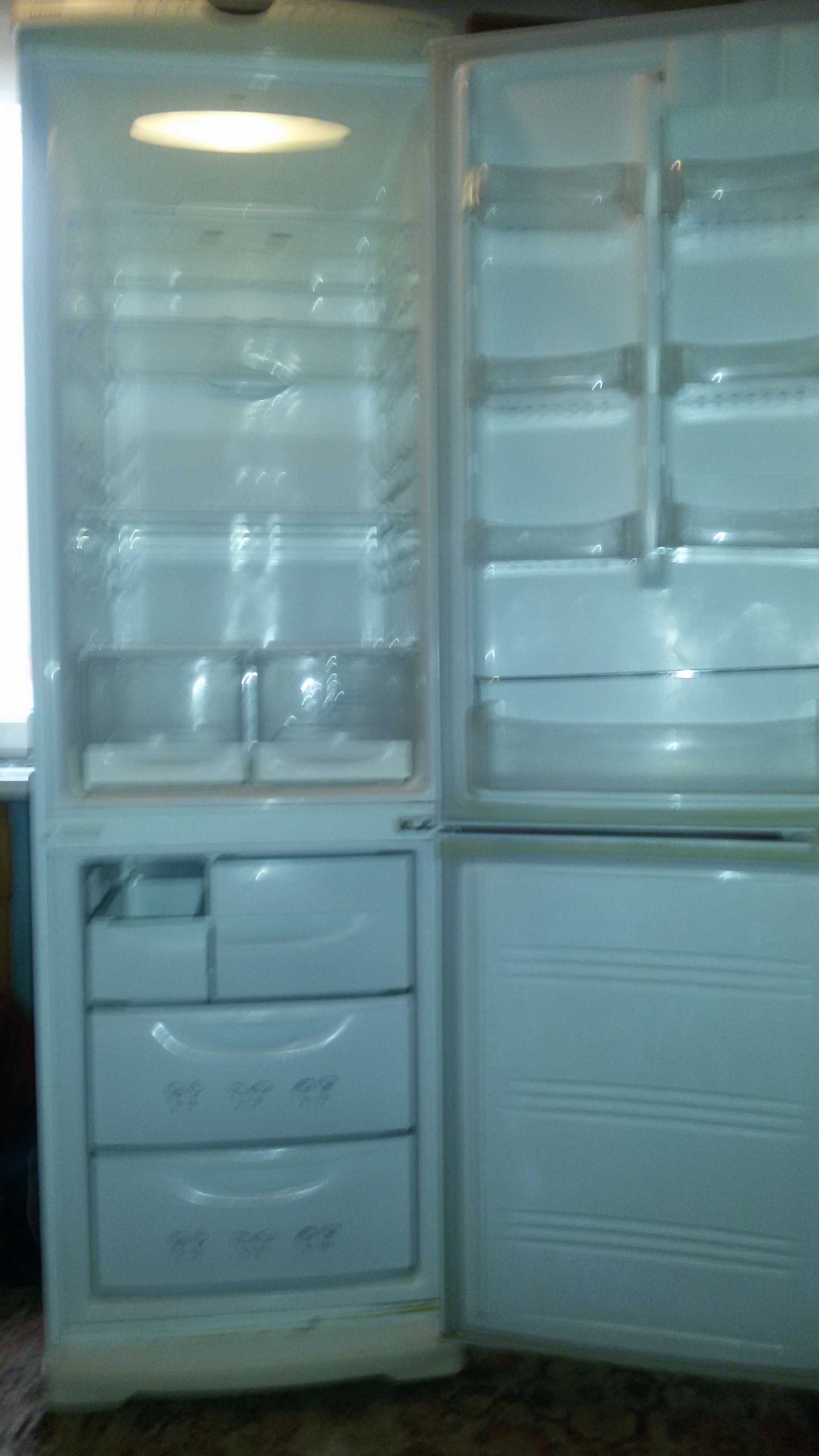 Холодильник Самсунг 59*60*190