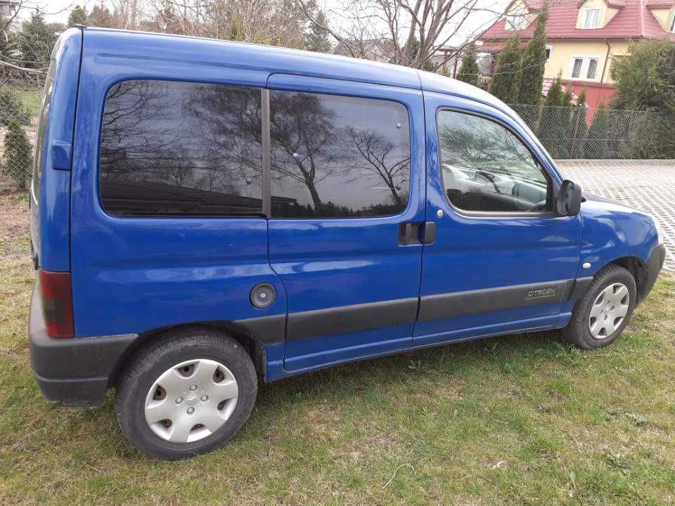 CITROEN Berlingo benzyna 1.4 zadbany! niebieski sprzedam Citroen