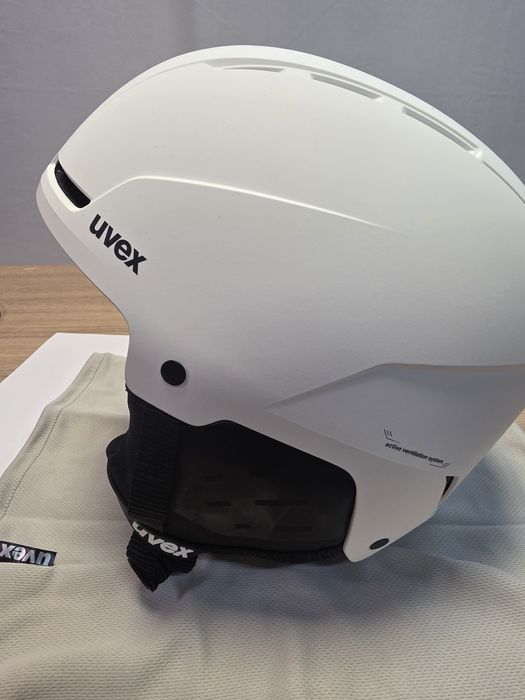 Kask narciarski  / snowboardowy UVEX r.58-62  L XL