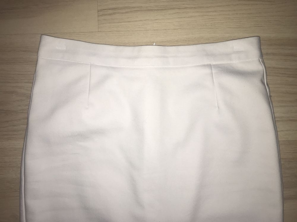 MOHITO biała elegancka ołówkowa spódnica r.36