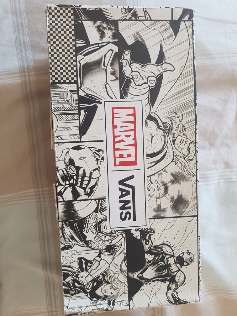 Ténis/sapatilhas Vans Marvel