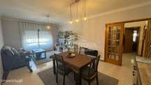 Apartamento T2 com varanda, Oliveira do Douro