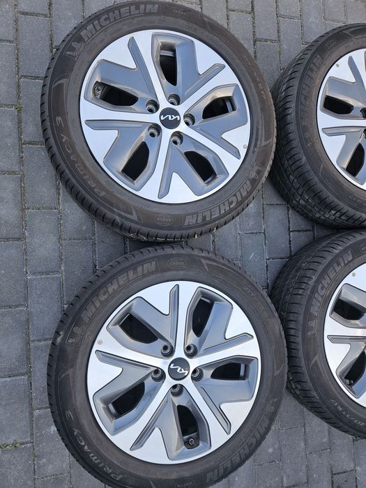 Alufelgi 17 Koła Kia Niro 5x114.3 lato