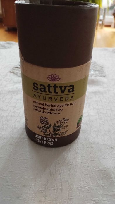 Sattva  jasny braz