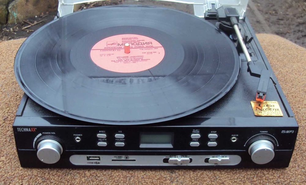 Виниловый проигрыватель TECHNAXX + USB SD + TAPE кассета + радио FM