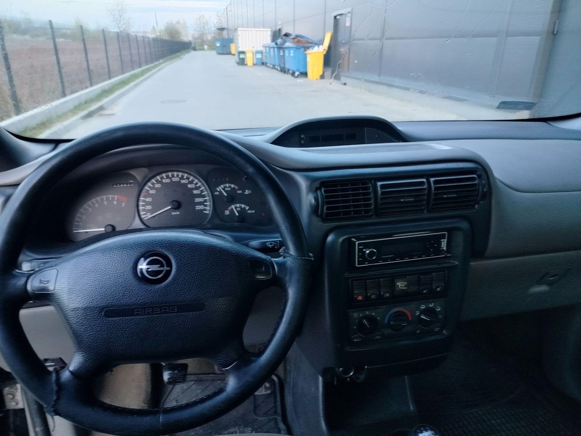 Opel Sintra 1998r