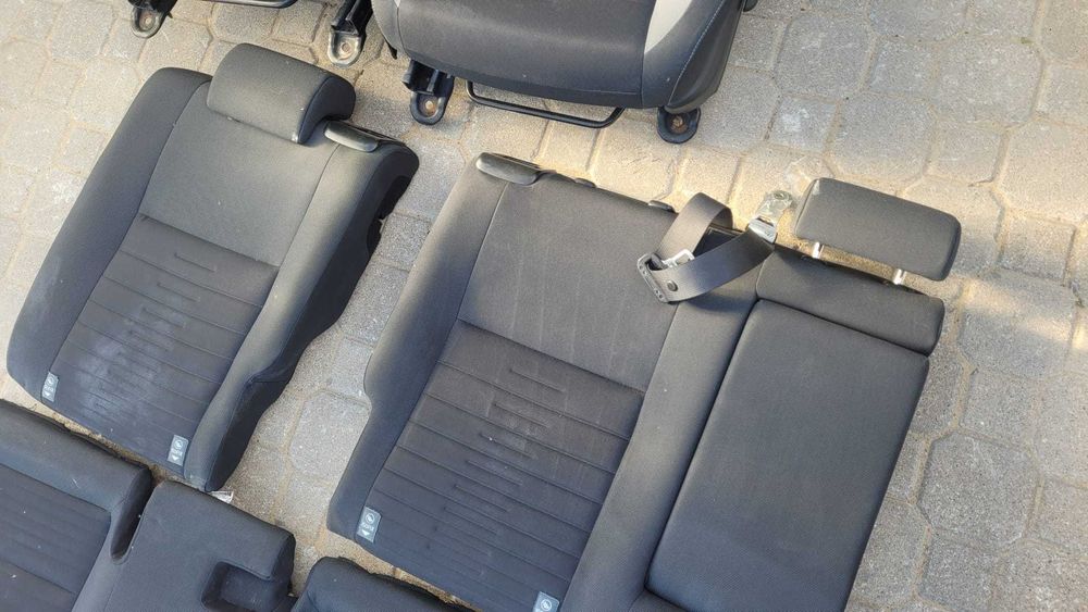 Toyota auris 2 generacja rocznik 2016 fotele
